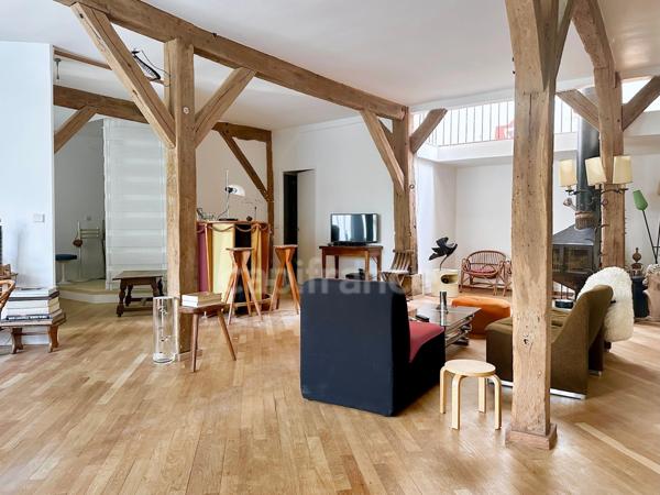 Paris XIème - Quartier Popincourt - Impasse privée - Appartement/Maison esprit loft 98m2