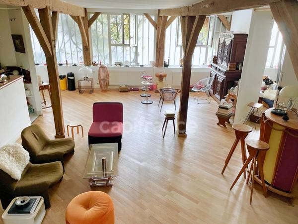 Paris XIème - Quartier Popincourt - Impasse privée - Appartement/Maison esprit loft 98m2