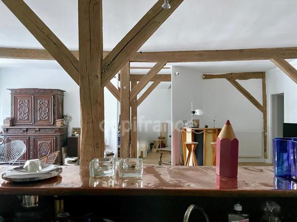 Paris XIème - Quartier Popincourt - Impasse privée - Appartement/Maison esprit loft 98m2