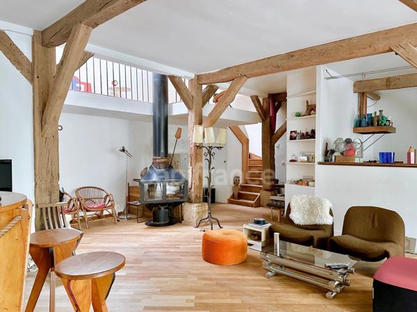 Paris XIème - Quartier Popincourt - Impasse privée - Appartement/Maison esprit loft 98m2