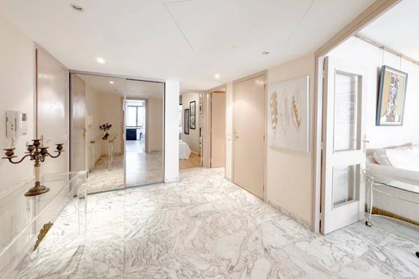 Appartement de Luxe avec Terrasse Rue d'Antibes