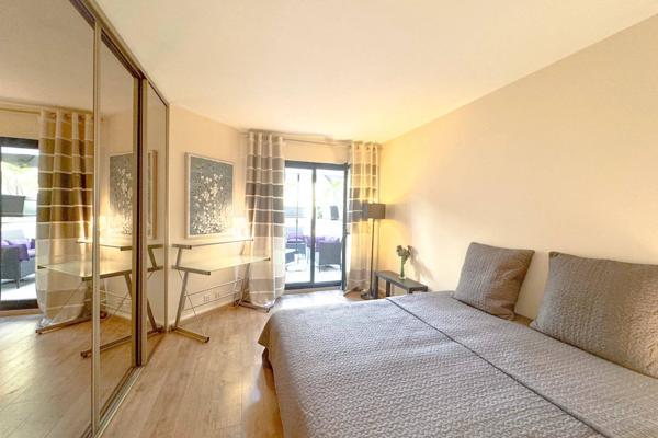 Appartement de Luxe avec Terrasse Rue d'Antibes