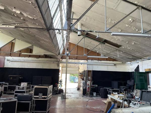 ENTREPOT - 500m2 - DRAVEIL 91210 - QUARTIER VILLA