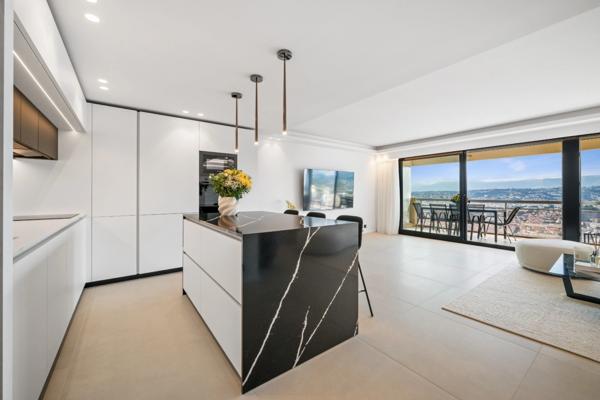 Appartement à vendre 3 pièces NICE - MONT BORON DERNIER ETAGE (06)