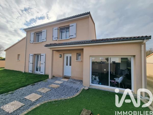 Maison à vendre 7 pièces 116 m² Doué-en-Anjou