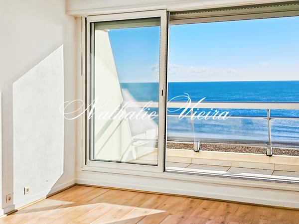 Carnon Plage (34130) VUE MER - APPARTEMENT TRAVERSANT T2 - 2 TERRASSES - BOX