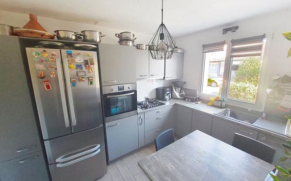 Maison à vendre    6 pièces • 160 m2 Joué-lès-Tours