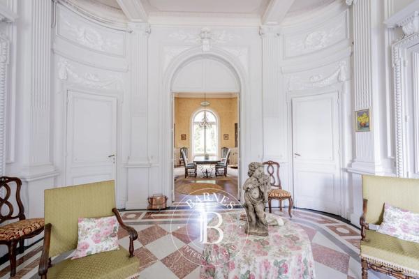 Le Bouscat, Appartement 6 Chambres -  300 m² à vendre