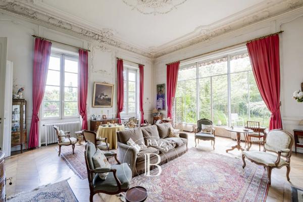 Le Bouscat, Appartement 6 Chambres -  300 m² à vendre