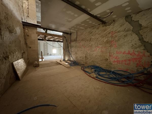 Maison de caractère en plein centre de Meursac – 307 m² habitables – Gros potentiel à finir de rénover