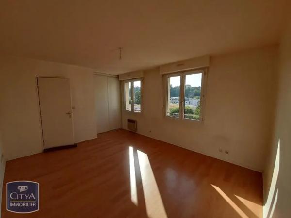 Appartement à louer 1 pièce 28.68m² Poitiers (86000)