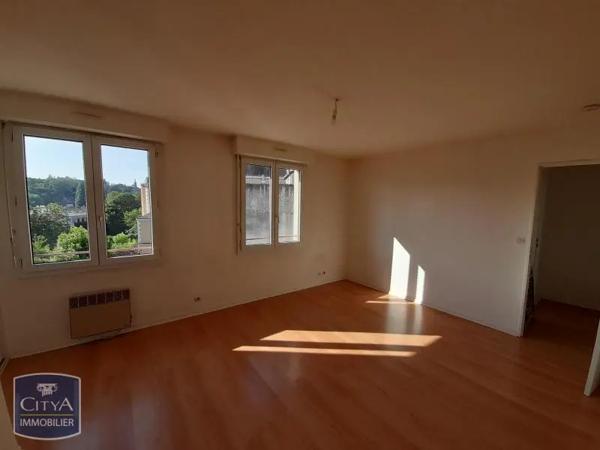 Appartement à louer 1 pièce 28.68m² Poitiers (86000)