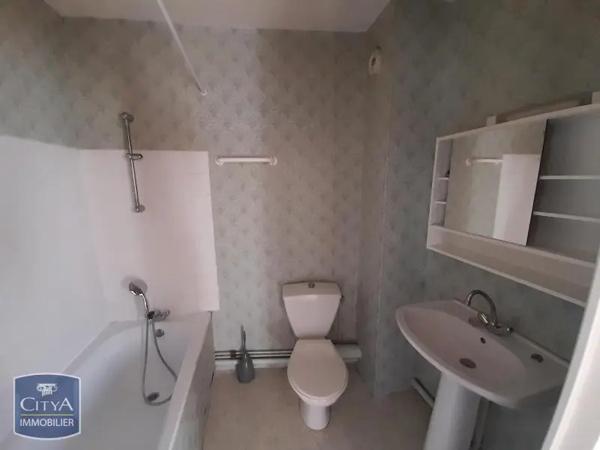 Appartement à louer 1 pièce 28.68m² Poitiers (86000)