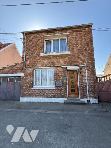 Maison à vendre à ARQUES dans le Pas-de-Calais (62).

Entre Saint-Omer et Renescure, exclusiv...