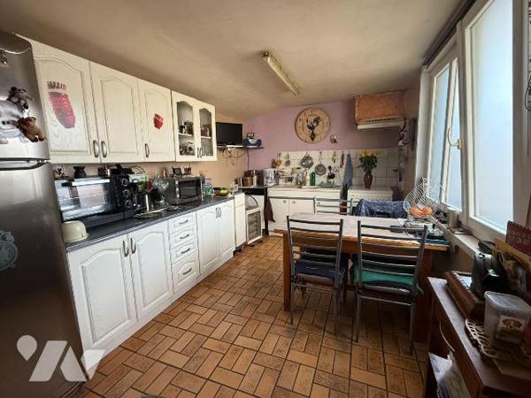 Maison à vendre à ARQUES dans le Pas-de-Calais (62).

Entre Saint-Omer et Renescure, exclusiv...