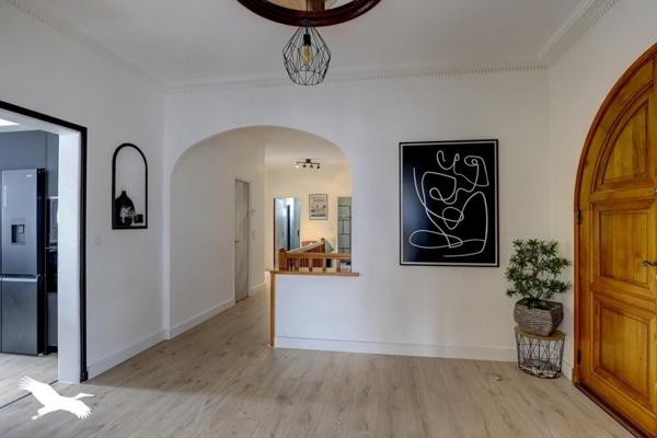 Maison à vendre |  Saint-Jean |  6 pièces | 158 m²