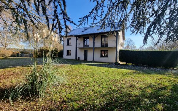 Maison à vendre    4 pièces • 153 m2 Saint-Yrieix-la-Perche