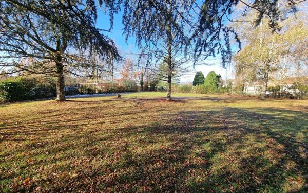 Maison à vendre    4 pièces • 153 m2 Saint-Yrieix-la-Perche