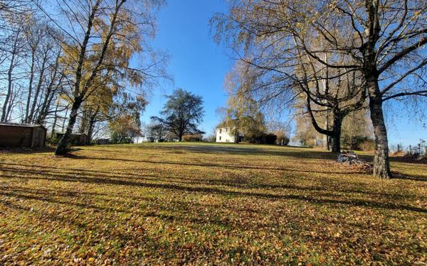 Maison à vendre    4 pièces • 153 m2 Saint-Yrieix-la-Perche