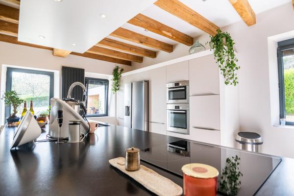 À vendre - Maison ancienne, 9 pièces située à Saint-Cyr-sur-Loire (37540)