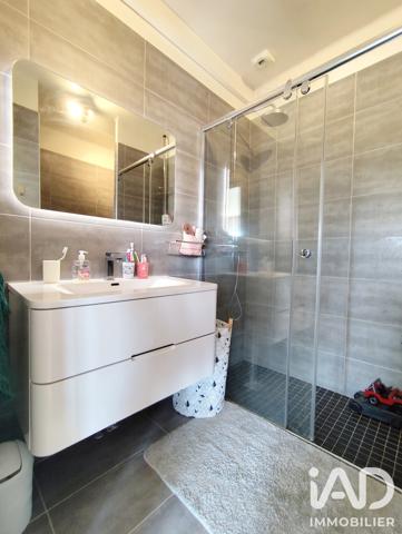 Maison à vendre 6 pièces 145 m² Saint-Ay