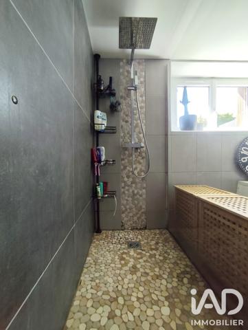 Maison à vendre 6 pièces 145 m² Saint-Ay