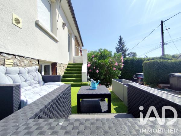 Maison à vendre 6 pièces 145 m² Saint-Ay