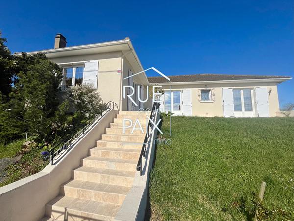 79390 LA FERRIERE EN PARTHENAY Maison rénovée de 111.79 m2