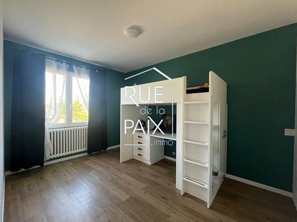 79390 LA FERRIERE EN PARTHENAY Maison rénovée de 111.79 m2