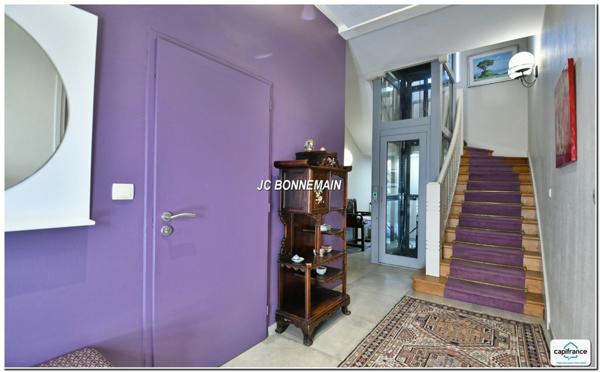 Maison d'Architecte à vendre ROYAN (17) Centre Ville - 200 m² Hab - 7 Pièces - 5 Chambres - Garage - Jardin