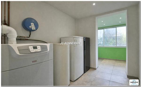 Maison d'Architecte à vendre ROYAN (17) Centre Ville - 200 m² Hab - 7 Pièces - 5 Chambres - Garage - Jardin