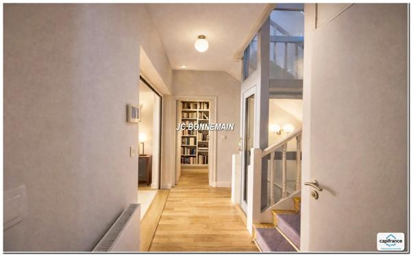 Maison d'Architecte à vendre ROYAN (17) Centre Ville - 200 m² Hab - 7 Pièces - 5 Chambres - Garage - Jardin