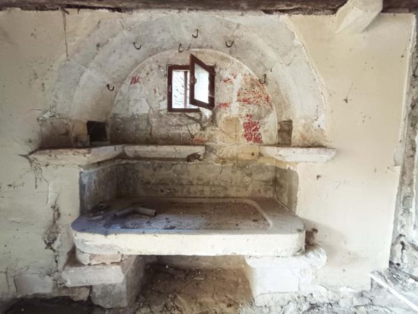 Aignay-le-Duc (21510) Bâtisses du XVIIe à restaurer Aignay-le-Duc 21510