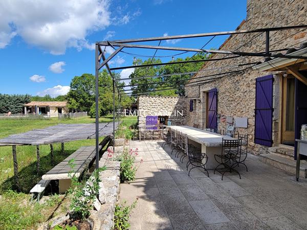 A vendre - Domaine d'exception - Parc du Luberon - Sur près de 20 hectares