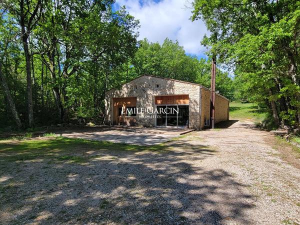 A vendre - Domaine d'exception - Parc du Luberon - Sur près de 20 hectares