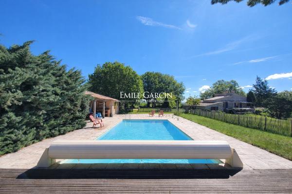 A vendre - Domaine d'exception - Parc du Luberon - Sur près de 20 hectares