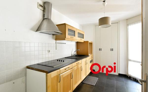 Appartement à vendre    2 pièces • 65,30 m2 Oullins