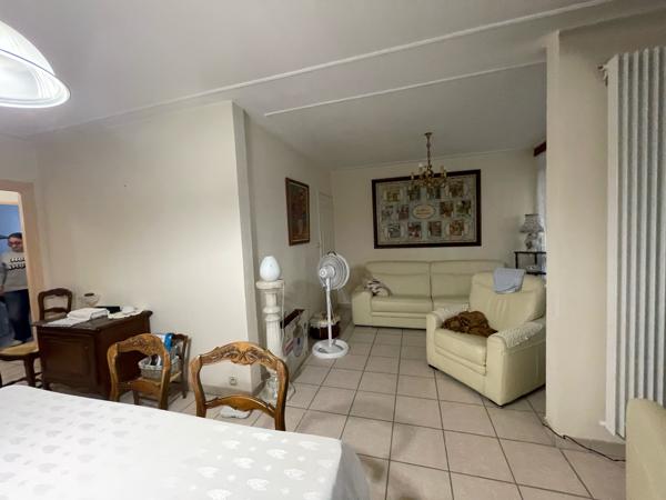 Vitrolles (13127) APPARTEMENT T3 77.96m²