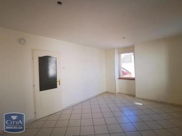 Appartement à louer 4 pièces 75.7m²