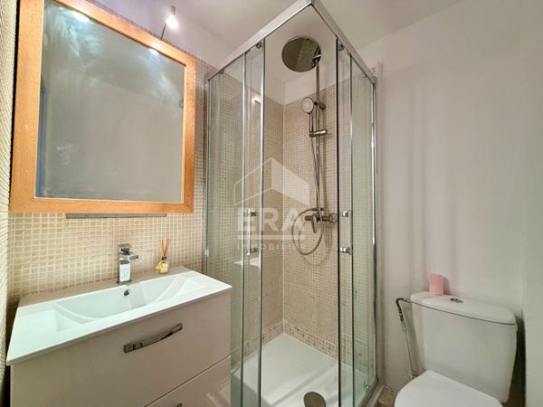 Hypercentre Sèvres - Duplex esprit ?maison en ville' au calme sur cour - Exclusivité