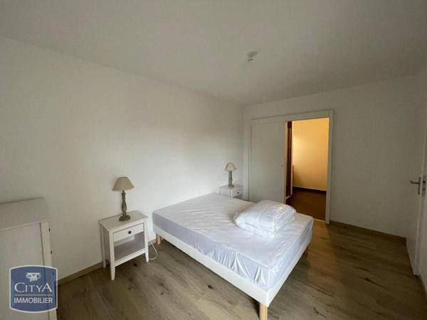 Appartement à louer 2 pièces 41.99m²