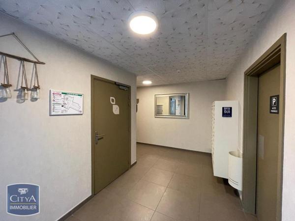 Appartement à louer 2 pièces 41.99m²