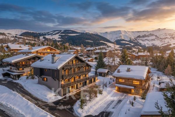 MEGEVE- MONT D'ARBOIS - Chalet d'exception 450 m2 signé Jacques le Même entièrement rénové