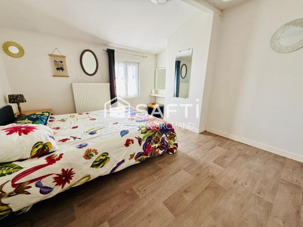 MAISON CENTRE VILLE 4 CH BUREAU  PATIO 15 m2 CAVE