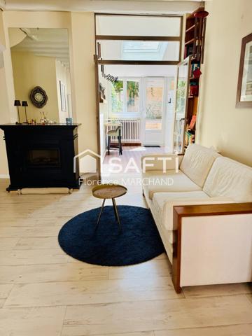 MAISON CENTRE VILLE 4 CH BUREAU  PATIO 15 m2 CAVE