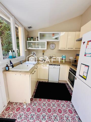 MAISON CENTRE VILLE 4 CH BUREAU  PATIO 15 m2 CAVE