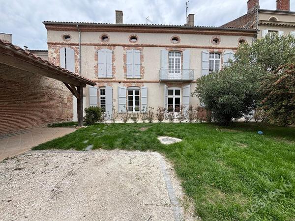 AGEN secteur Préfecture - Studio entièrement rénové de 23m²