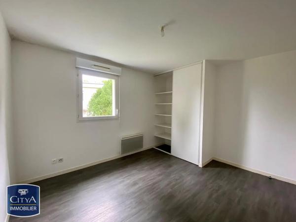 Appartement à louer 2 pièces 45.03m² Pont-l'Abbé (29120)