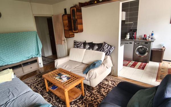 Appartement à vendre    2 pièces • 43,83 m2 Les Mureaux