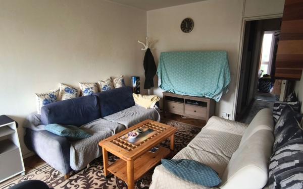 Appartement à vendre    2 pièces • 43,83 m2 Les Mureaux